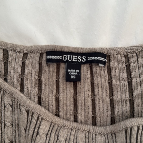 Guess Julie Sweater NWOT - Picture 3 of 5